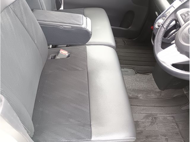 DAIHATSU TANTO CUSTOM 2017 Image 31