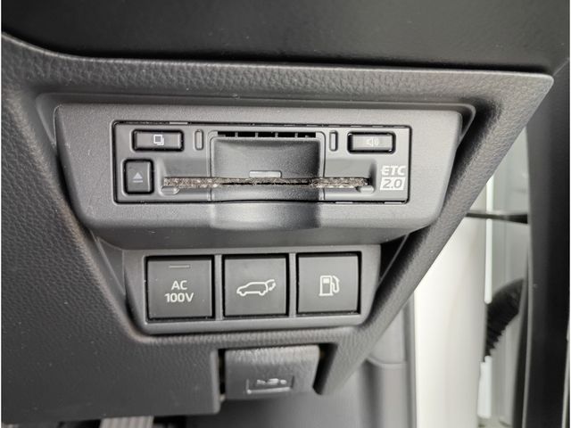 TOYOTA PRIUS 2023 Image 31