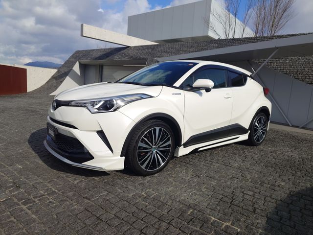 TOYOTA C-HR 2017 Image 31