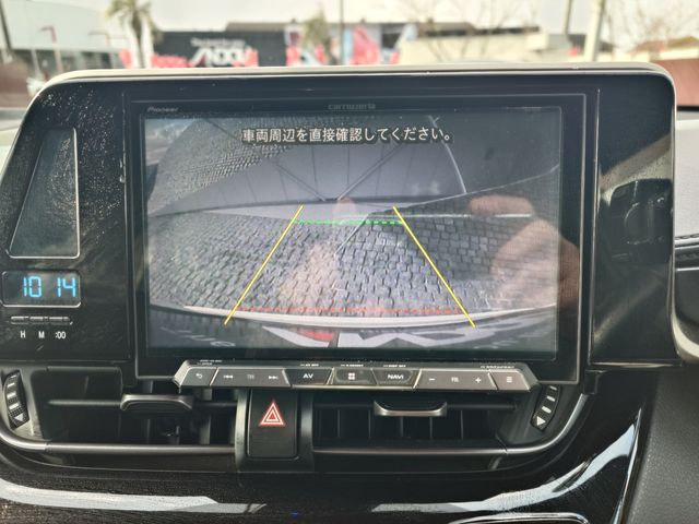TOYOTA C-HR 2017 Image 31