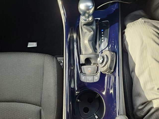 TOYOTA C-HR 2017 Image 31