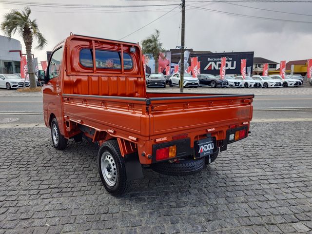DAIHATSU HIJET TRUCK 4WD 2023 Image 31
