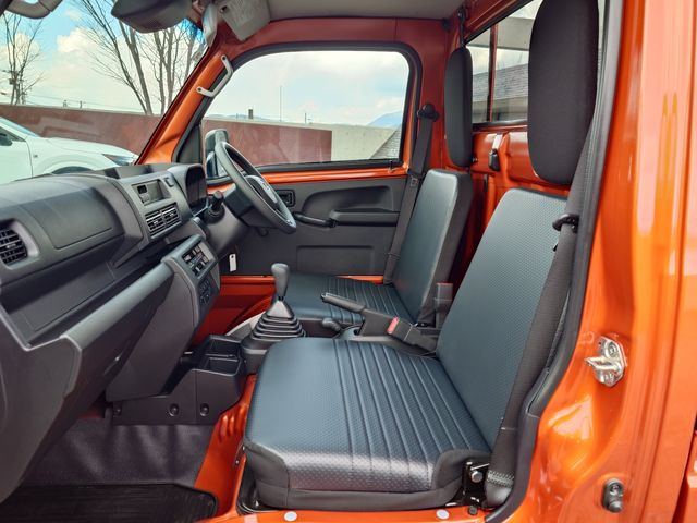 DAIHATSU HIJET TRUCK 4WD 2023 Image 31