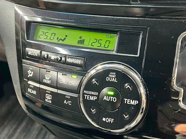 TOYOTA ESTIMA 2013 Image 31