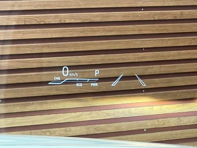 TOYOTA HARRIER HYBRID 2020 Image 31