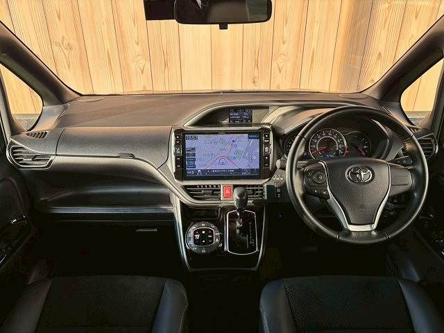 TOYOTA VOXY 2021 Image 31