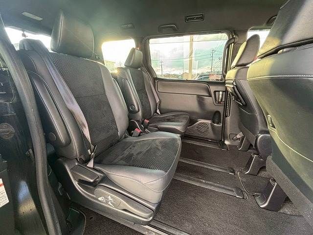 TOYOTA VOXY 2021 Image 31