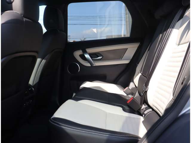 ROVER DISCOVERY SPOR 2020 Image 31