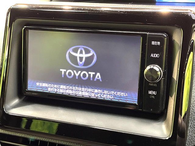 TOYOTA NOAH HYBRID 2018 Image 31