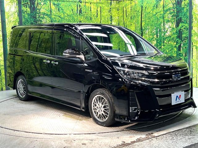 TOYOTA NOAH HYBRID 2018 Image 31