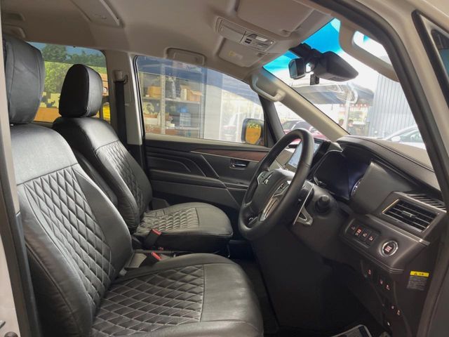 MITSUBISHI DELICA D:5 4WD 2024 Image 31