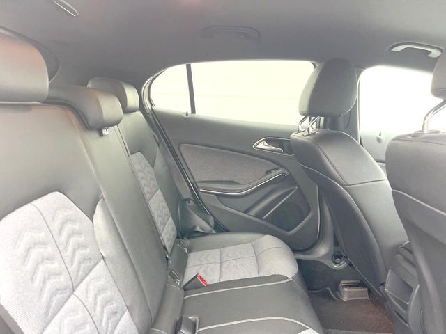 MERCEDES BENZ GLA CL 2017 Image 31