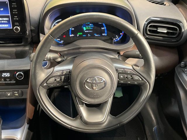 TOYOTA YARIS CROSS HYBRID 2021 Image 31