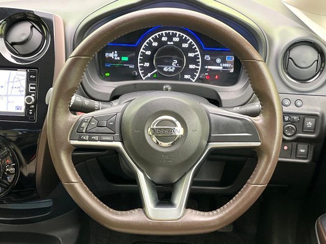 NISSAN NOTE 2017 Image 31