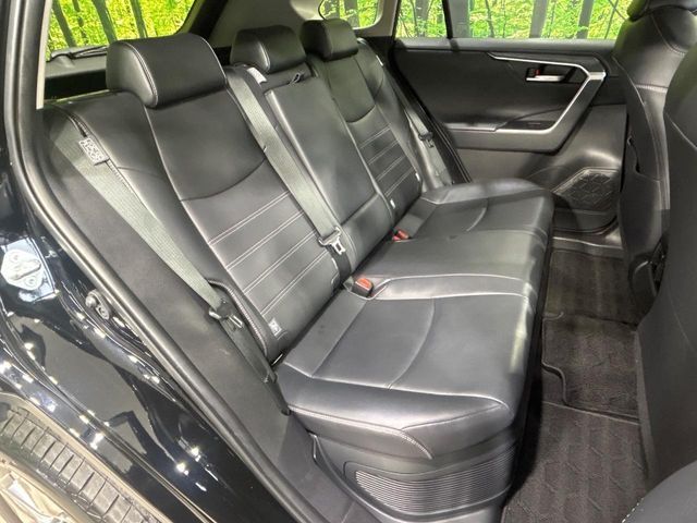 TOYOTA RAV4 HYBRID 4WD 2020 Image 31