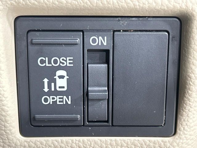 HONDA N BOX 2019 Image 31