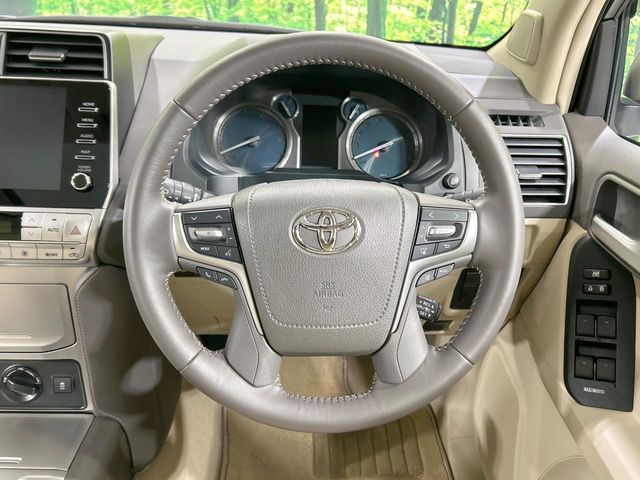 TOYOTA LANDCRUISER PRADO 2023 Image 31