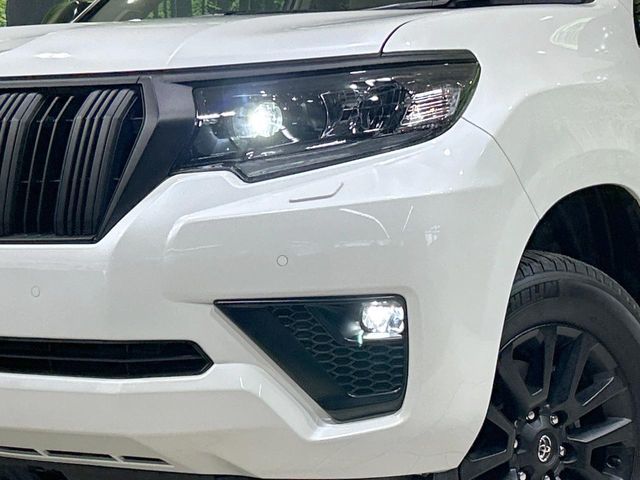 TOYOTA LANDCRUISER PRADO 2023 Image 31