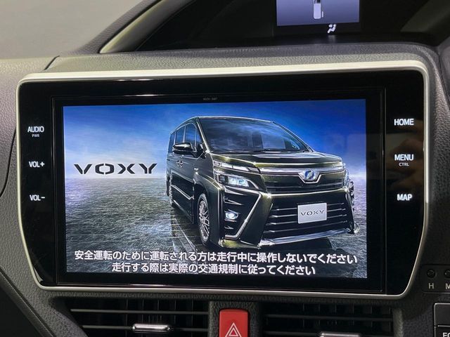 TOYOTA VOXY 2018 Image 31