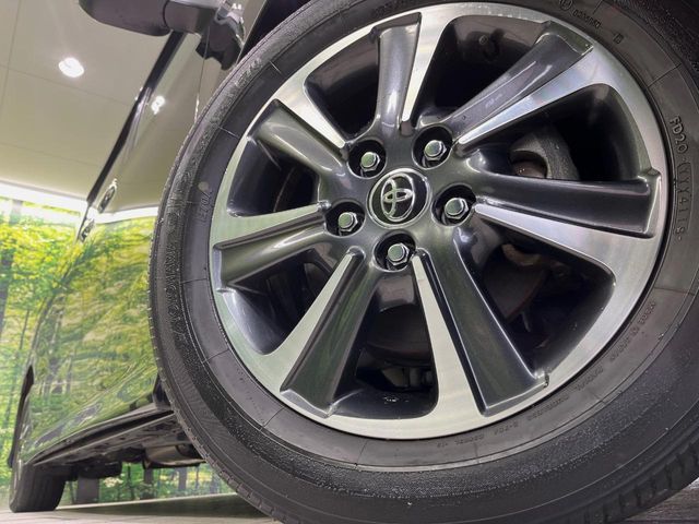 TOYOTA VOXY 2018 Image 31