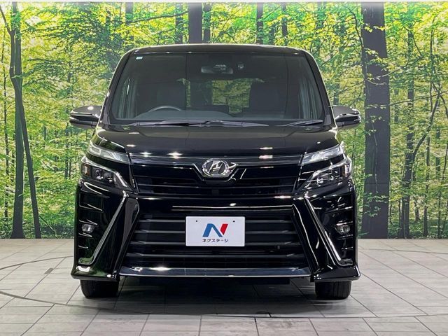 TOYOTA VOXY 2018 Image 31