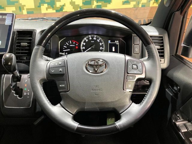 TOYOTA HIACE VAN 2WD 2025 Image 31