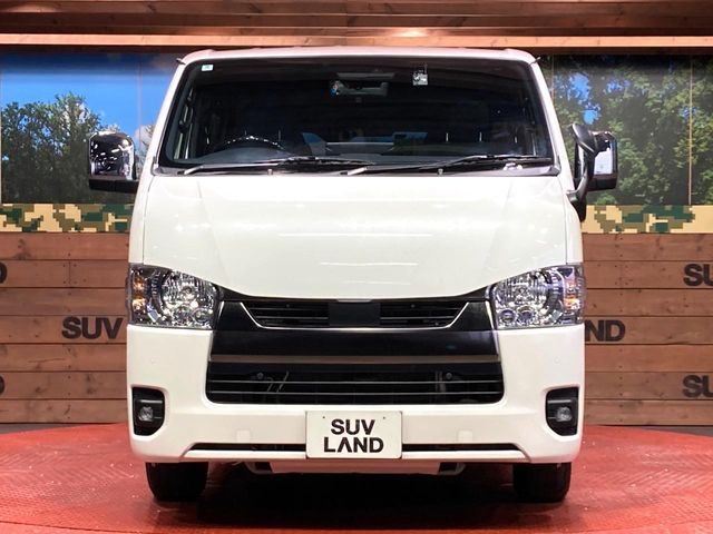 TOYOTA HIACE VAN 2WD 2025 Image 31