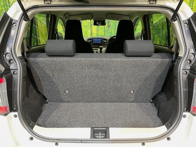 DAIHATSU MIRA E:S 2018 Image 31