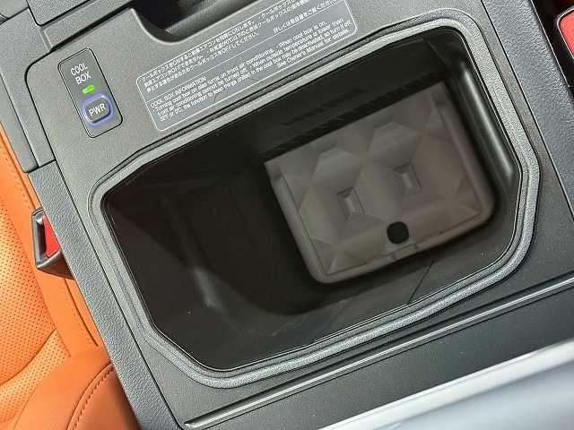 TOYOTA LEXUS LX570 AWD 2017 Image 31