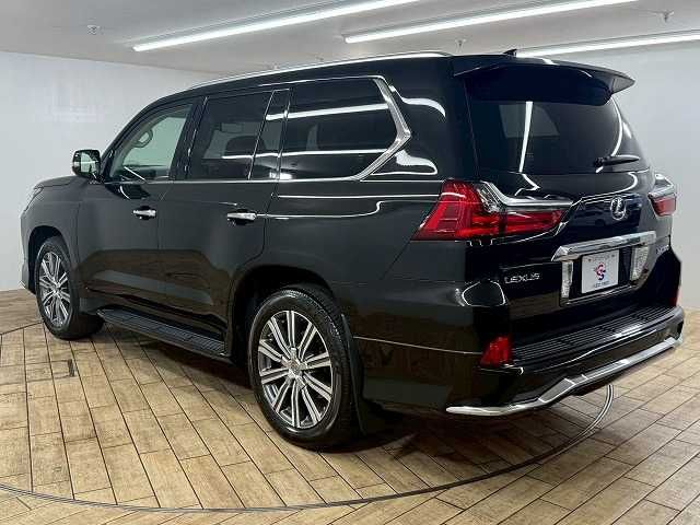 TOYOTA LEXUS LX570 AWD 2017 Image 31