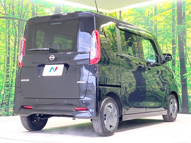 NISSAN ROOX 2024 Image 31