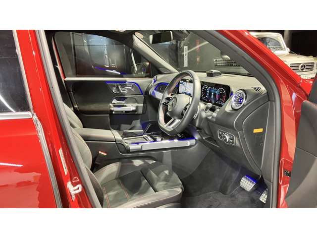 MERCEDES BENZ GLB 2025 Image 31