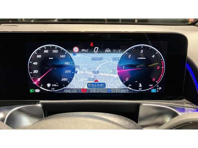 MERCEDES BENZ GLB 2025 Image 31