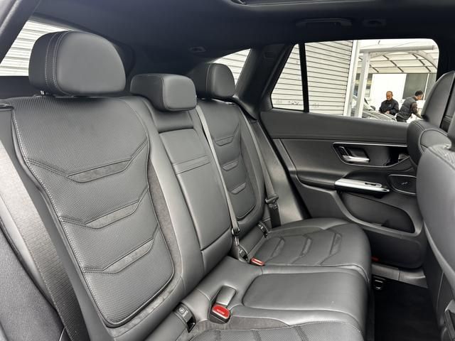 MERCEDES BENZ MERCEDES AMG GLCCLAS 2025 Image 31