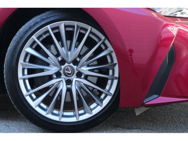 TOYOTA LEXUS IS300H 2022 Image 31