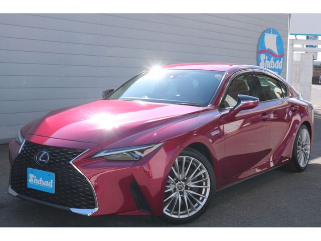 TOYOTA LEXUS IS300H 2022 Image 31