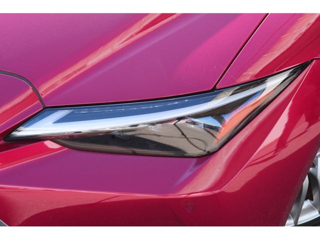 TOYOTA LEXUS IS300H 2022 Image 31