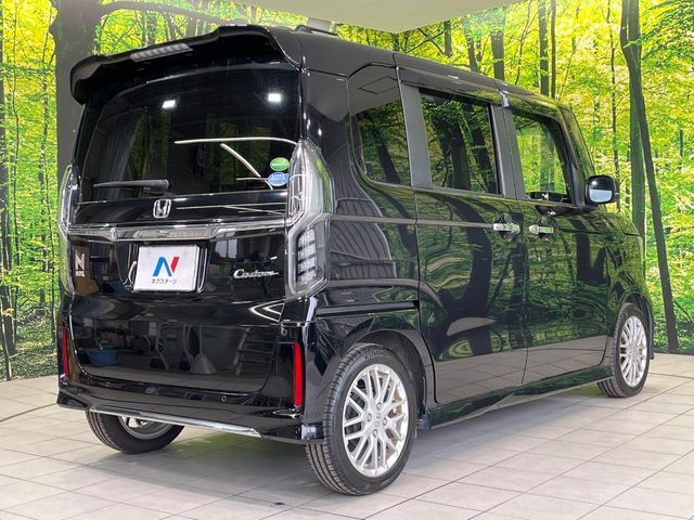 HONDA N BOX CUSTOM 2021 Image 31