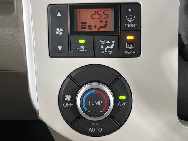 DAIHATSU TANTO 4WD 2017 Image 31