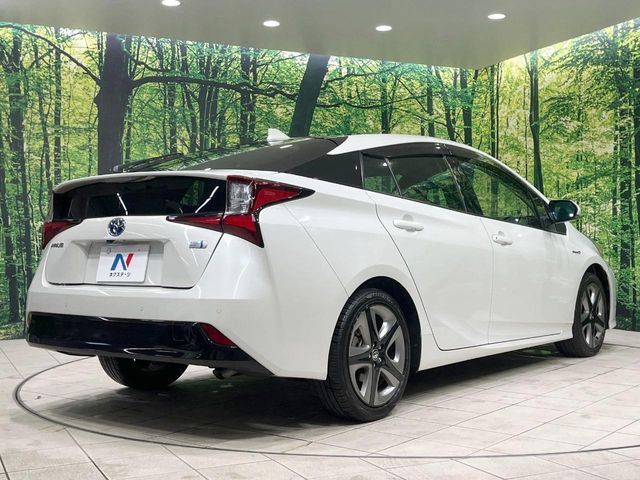 TOYOTA PRIUS 2019 Image 31