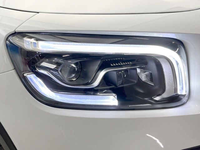 MERCEDES BENZ GLB 2022 Image 31