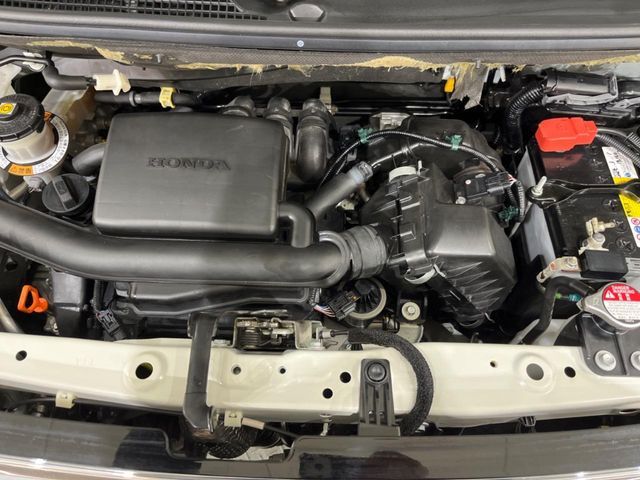 HONDA N BOX CUSTOM 2021 Image 31