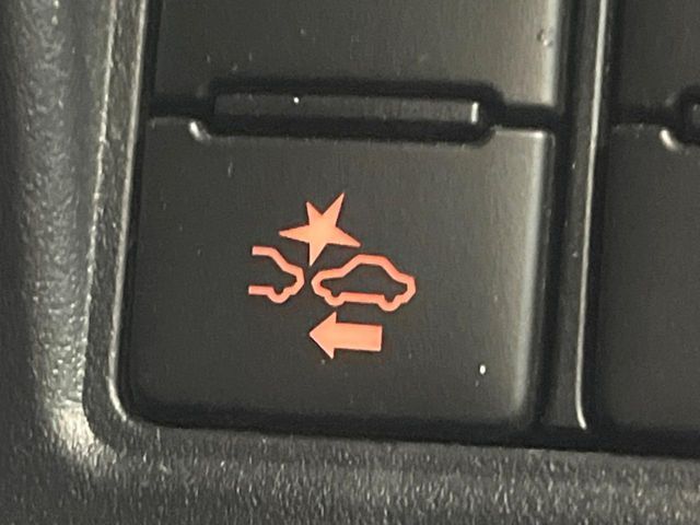 TOYOTA VOXY HYBRID 2021 Image 31