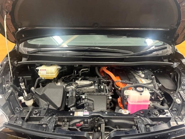 TOYOTA VOXY HYBRID 2021 Image 31