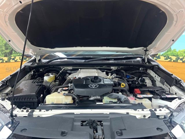 TOYOTA HILUX 4WD 2022 Image 31