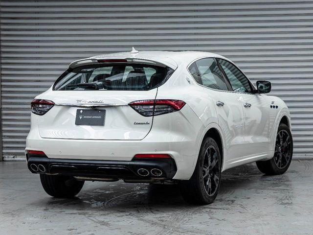 MASERATI LEVANTE 2022 Image 31