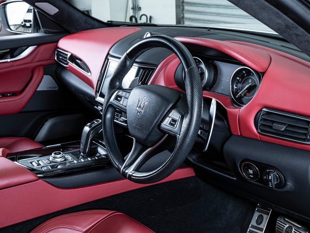 MASERATI LEVANTE 2022 Image 31
