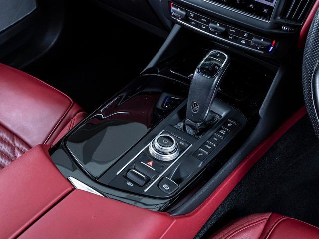 MASERATI LEVANTE 2022 Image 31
