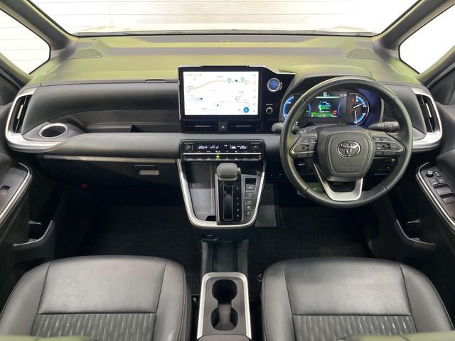 TOYOTA NOAH HYBRID 2023 Image 31