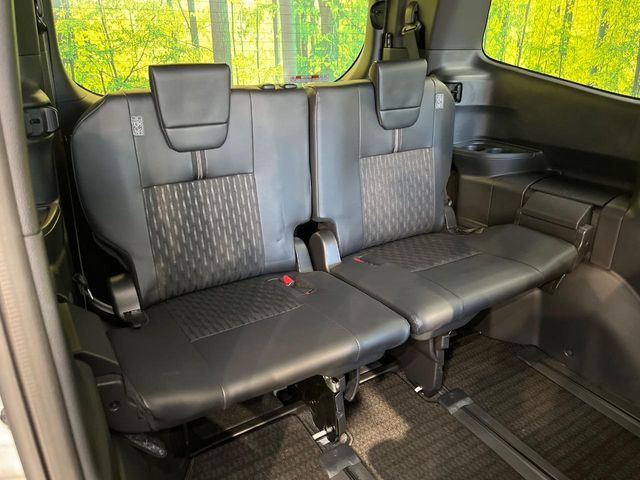 TOYOTA NOAH HYBRID 2023 Image 31